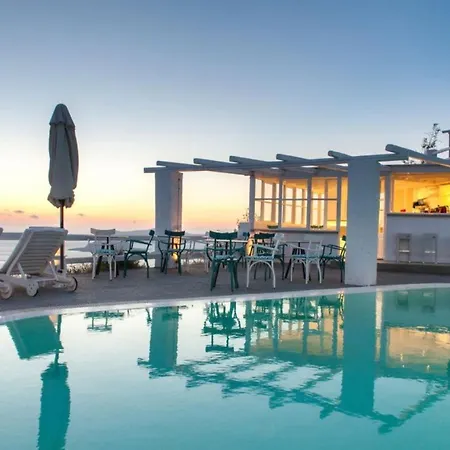 Artemis Suites-3
